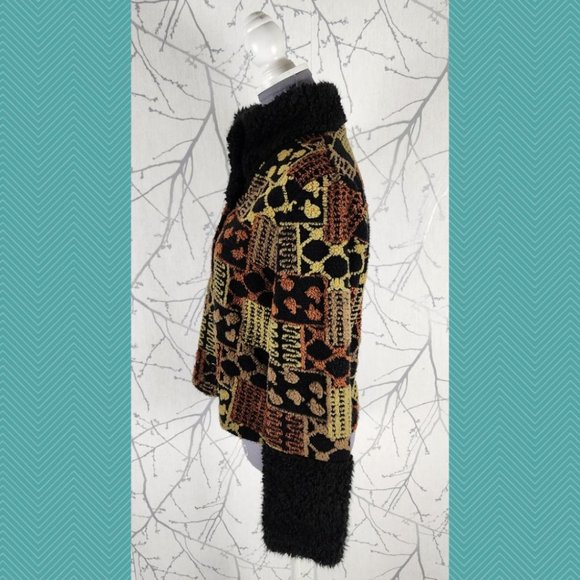 Tib Design Eclectic Textured Fleece Boxy Fit Cardigan - Picture 3 of 6